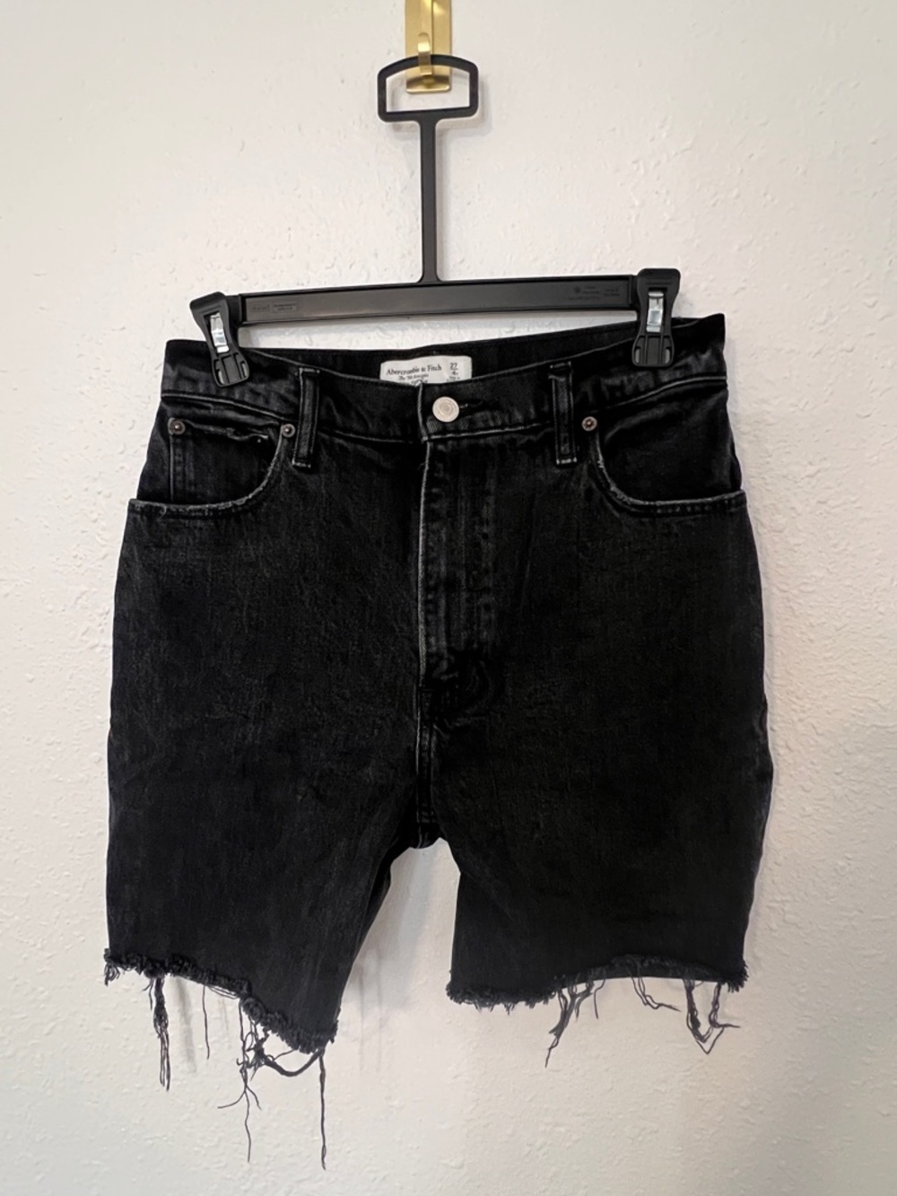 Abercrombie & Fitch Black High-Rise Denim Shorts Size 27 Distressed